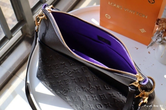 First bag ru HOBO MAIDA LOUIS VUITTON 0801